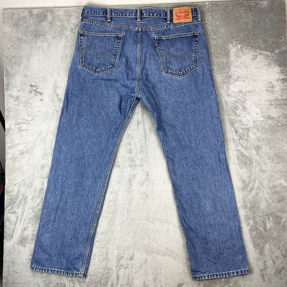 Levi's 505 Mens Regular Fit Straight Leg Denim Jeans Blue Medium Wash Jean - Picture 2 of 7